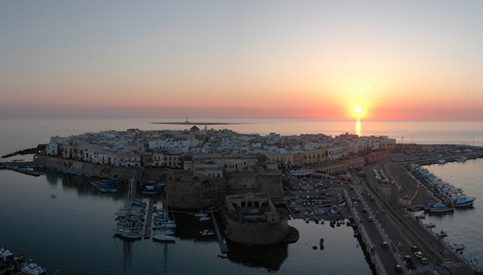 Gallipoli
“Mille e una notte” tra le secche di Ponente